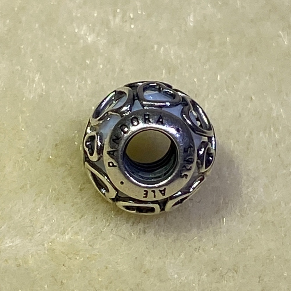 Authentic Pandora Love Cerise Crystal White 792036 - Picture 6 of 11